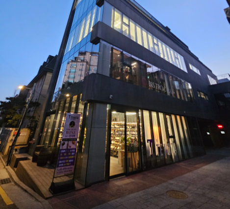 비스트로차이 플러스 인테리어